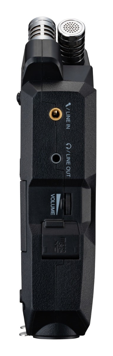 ZOOM H4essential