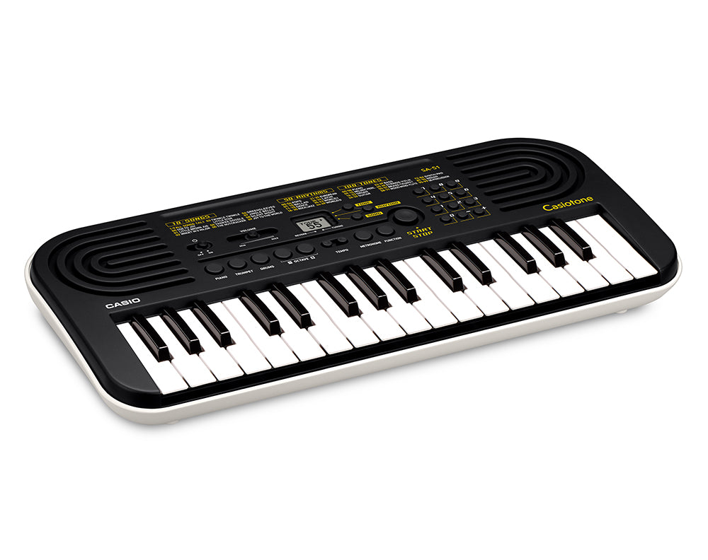 Casio SA-51 Tastiera con 32 Tasti Mini -Black/White con borsa e alimentatore
