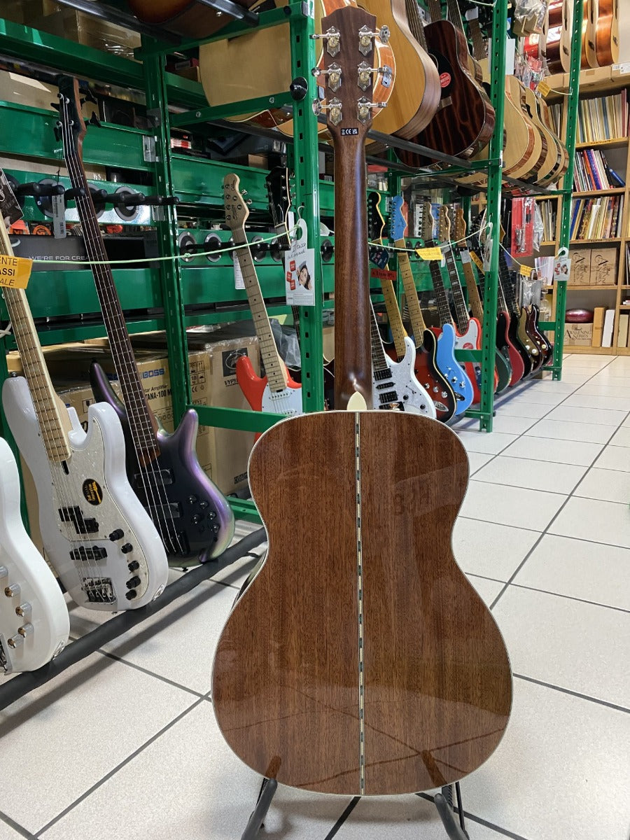 Fender PO-220E ORCHESTRA W/C, NAT con astuccio Demo Negozio
