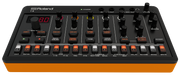 ROLAND AIRA Compact T-8 Beat Machine