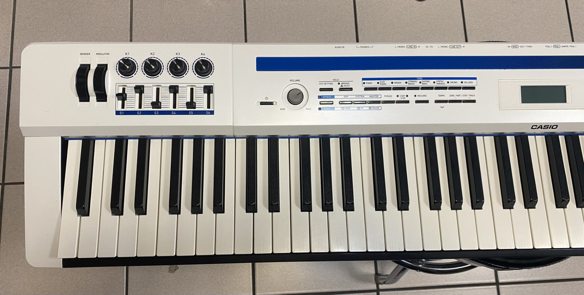 Casio PX-5S WE Pianoforte Digitale 88 tasti Pesati Usato -Non spedibile ritiro in negozio