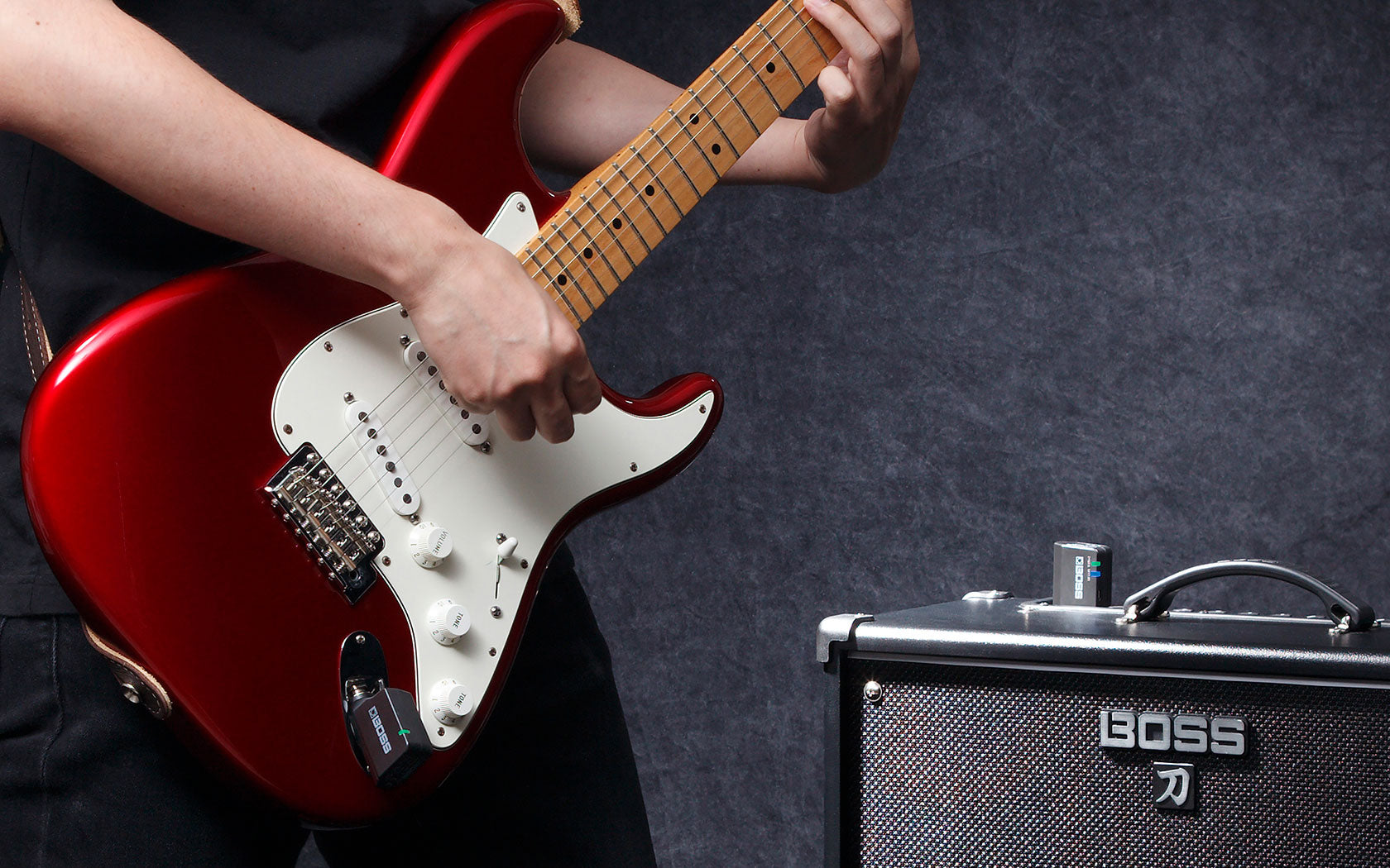 Boss WL-20 Wireless System per chitarra/basso (con pick up passivi) con simulazione del Tono del Cavo