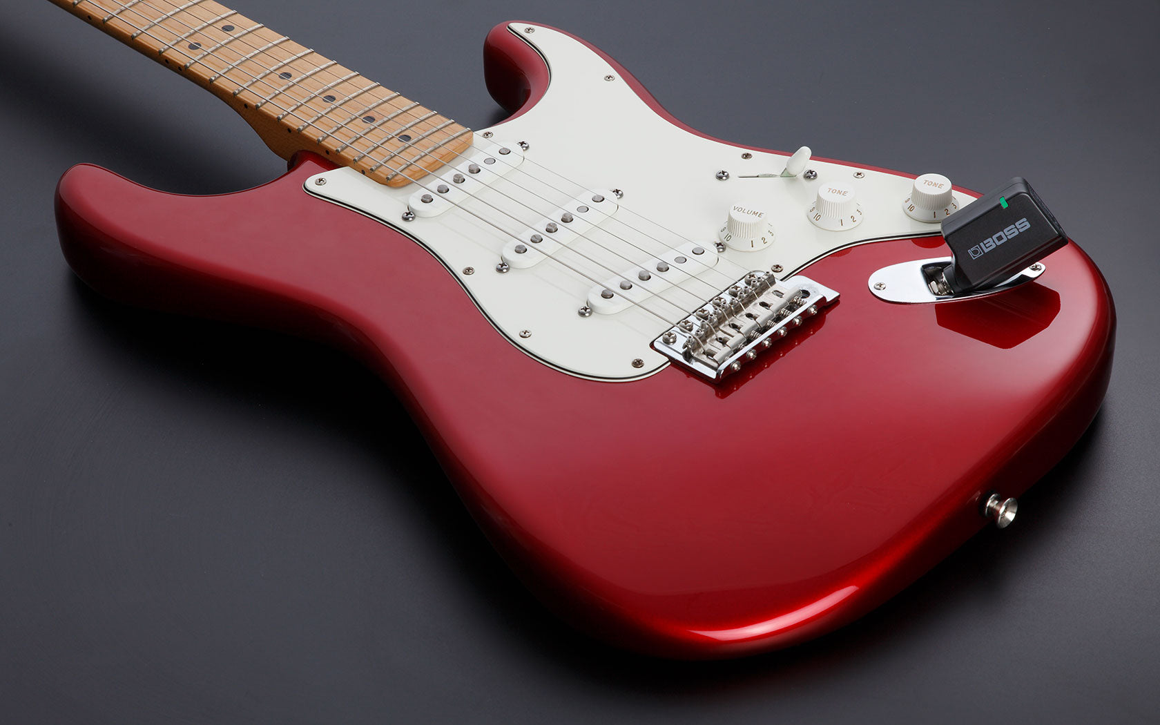 Boss WL-20 Wireless System per chitarra/basso (con pick up passivi) con simulazione del Tono del Cavo