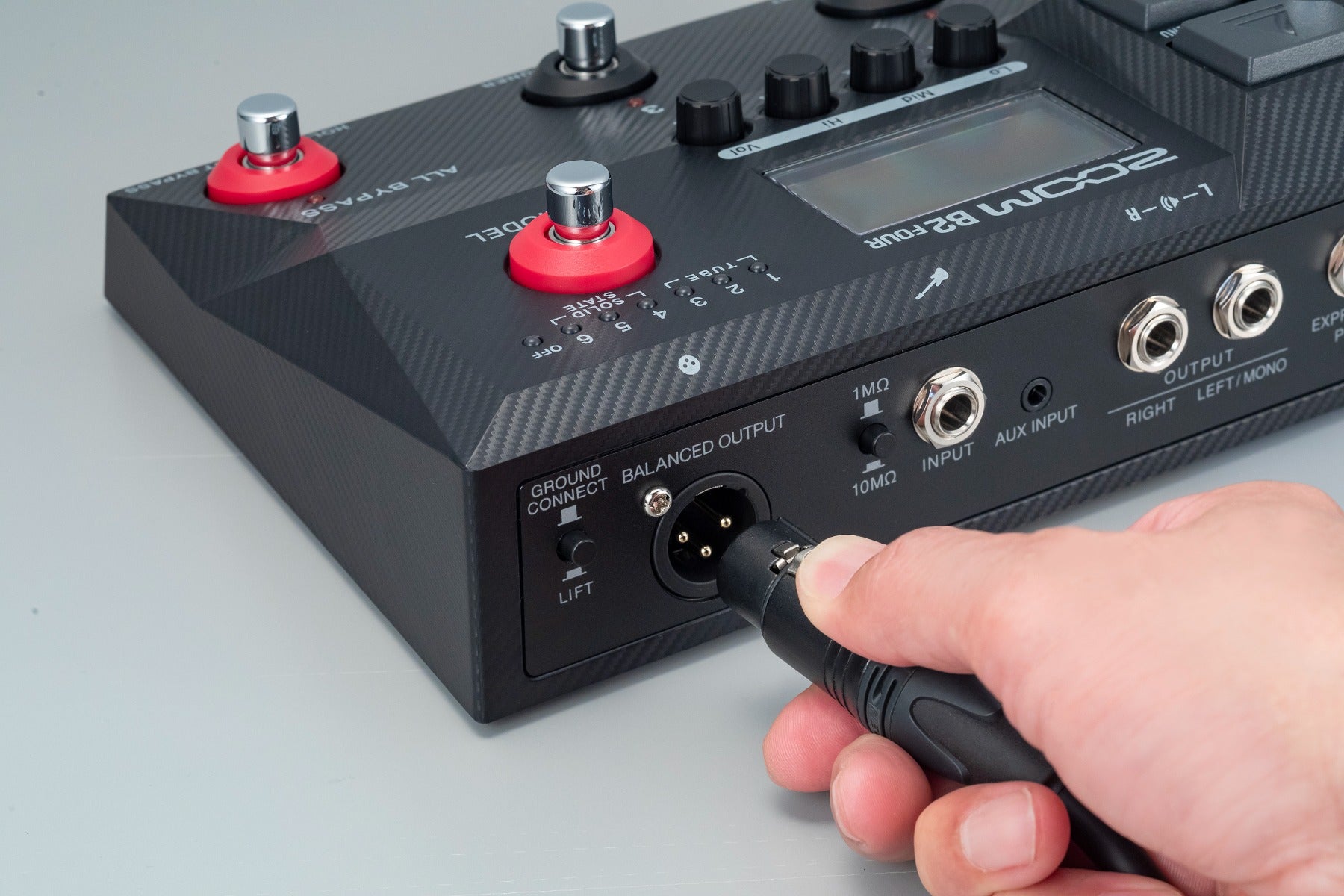 ZOOM B2 Four - Pedaliera Multieffetto Per Basso
