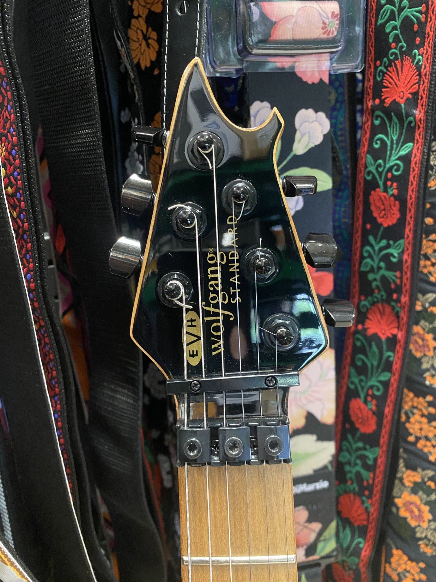 EVH Wolfgang WG Standard Gold Sparkle Usata in ottime condizioni