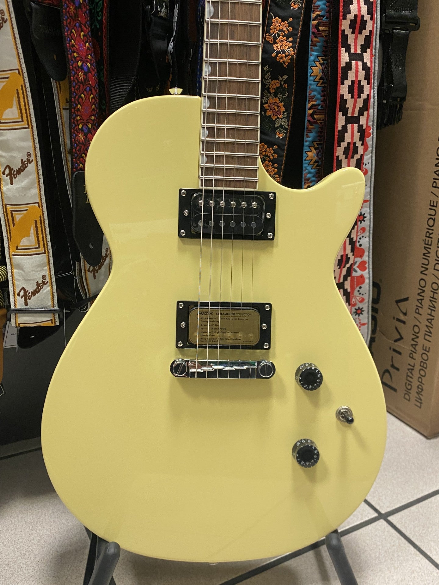 Gretsch Streamliner Jet Club Aged White Usata