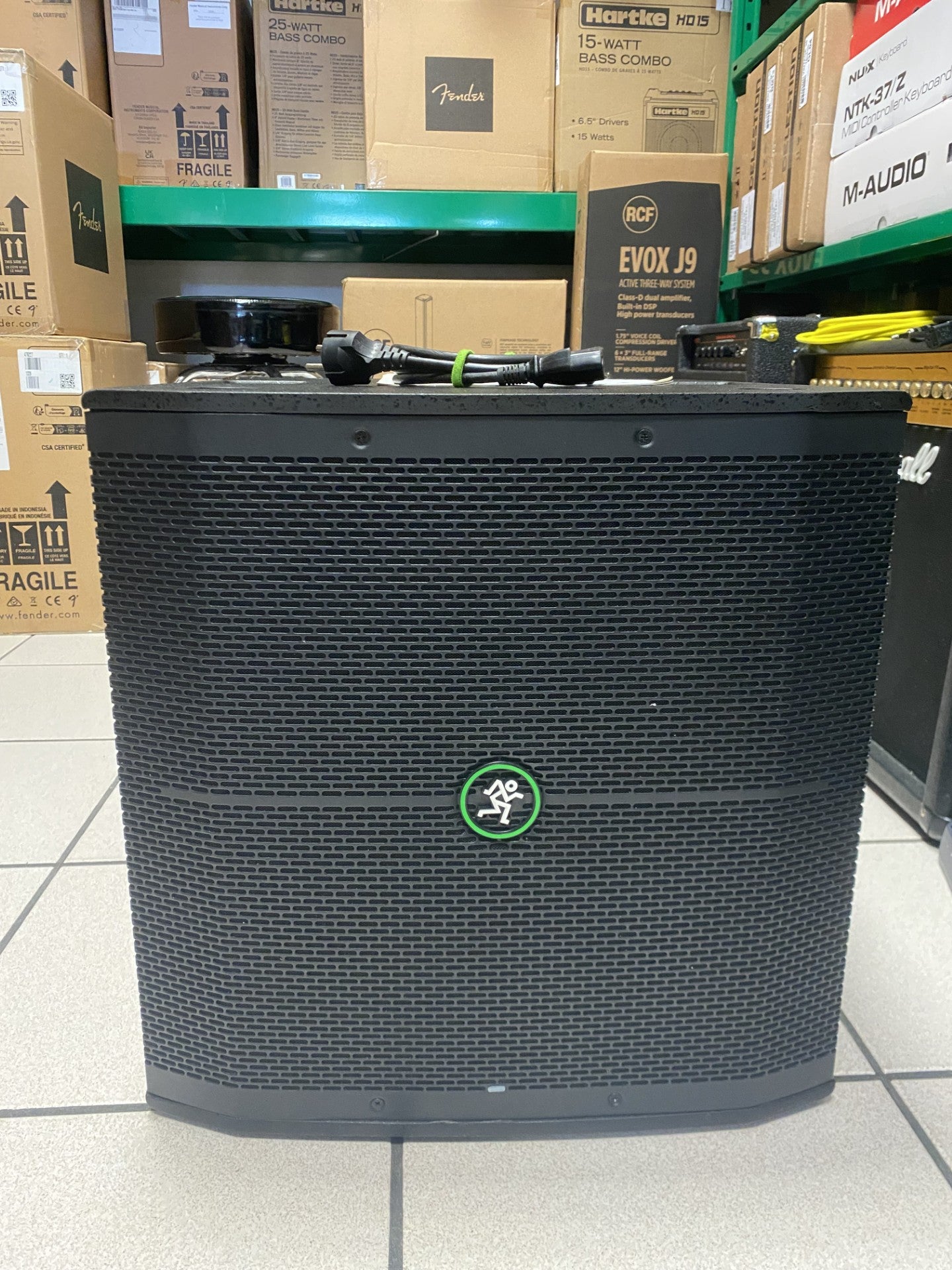 MACKIE Thump 115S Subwoofer amplificato da 15" - 1400W Usato