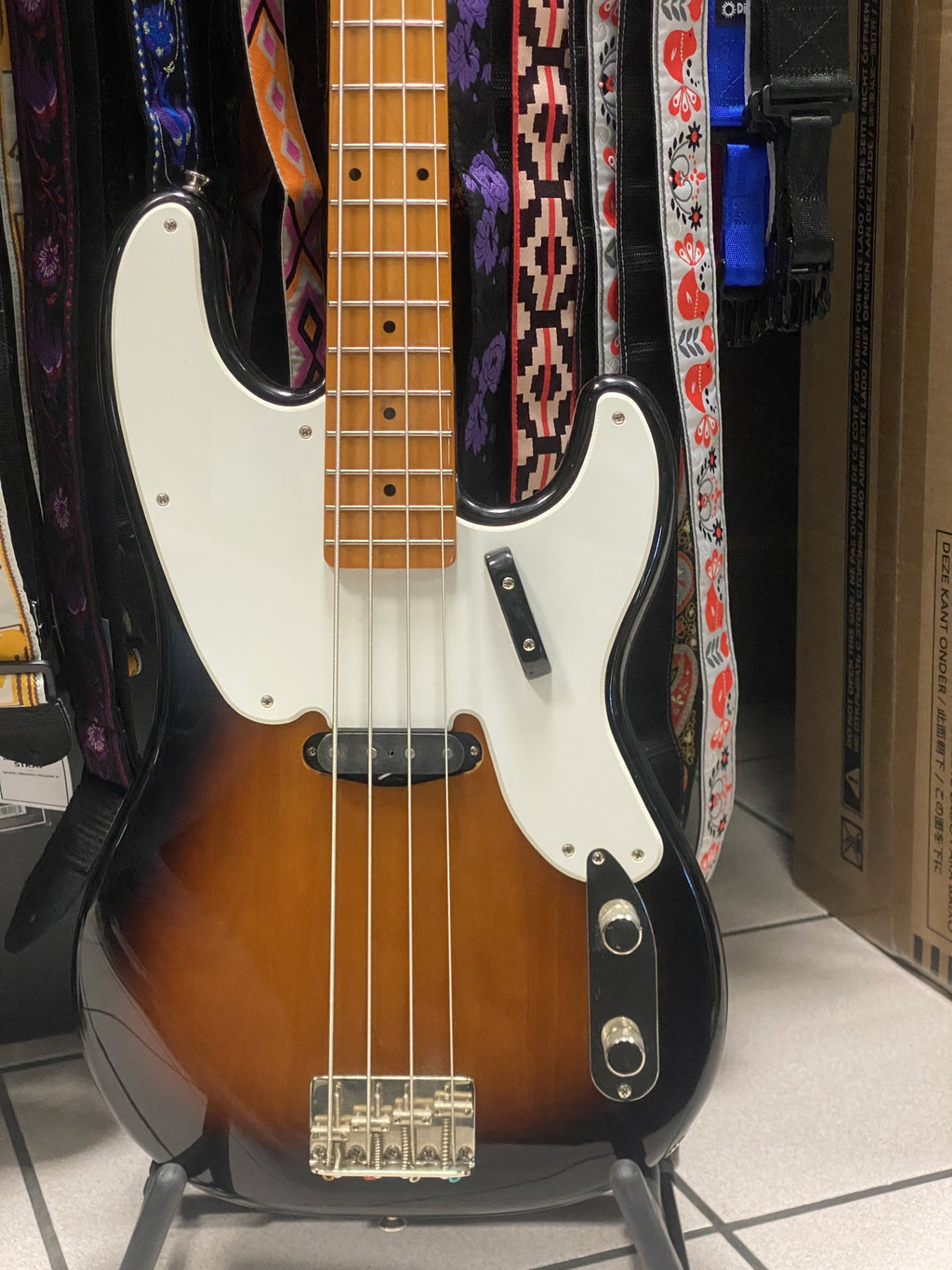 FENDER Squier Classic Vibe '50s Precision Bass Usato
