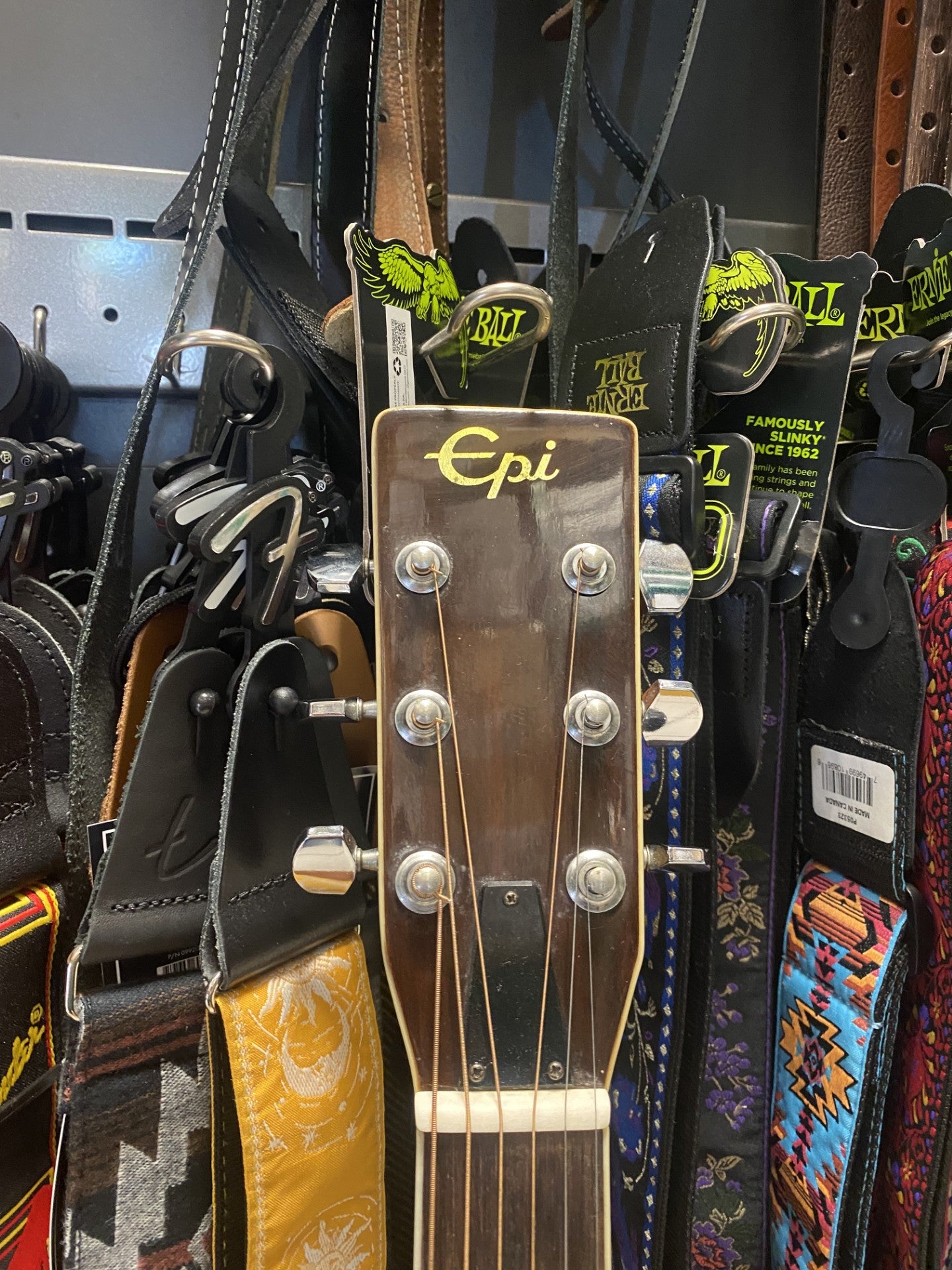 Epi Mark-32 Chitarra acustica Usata