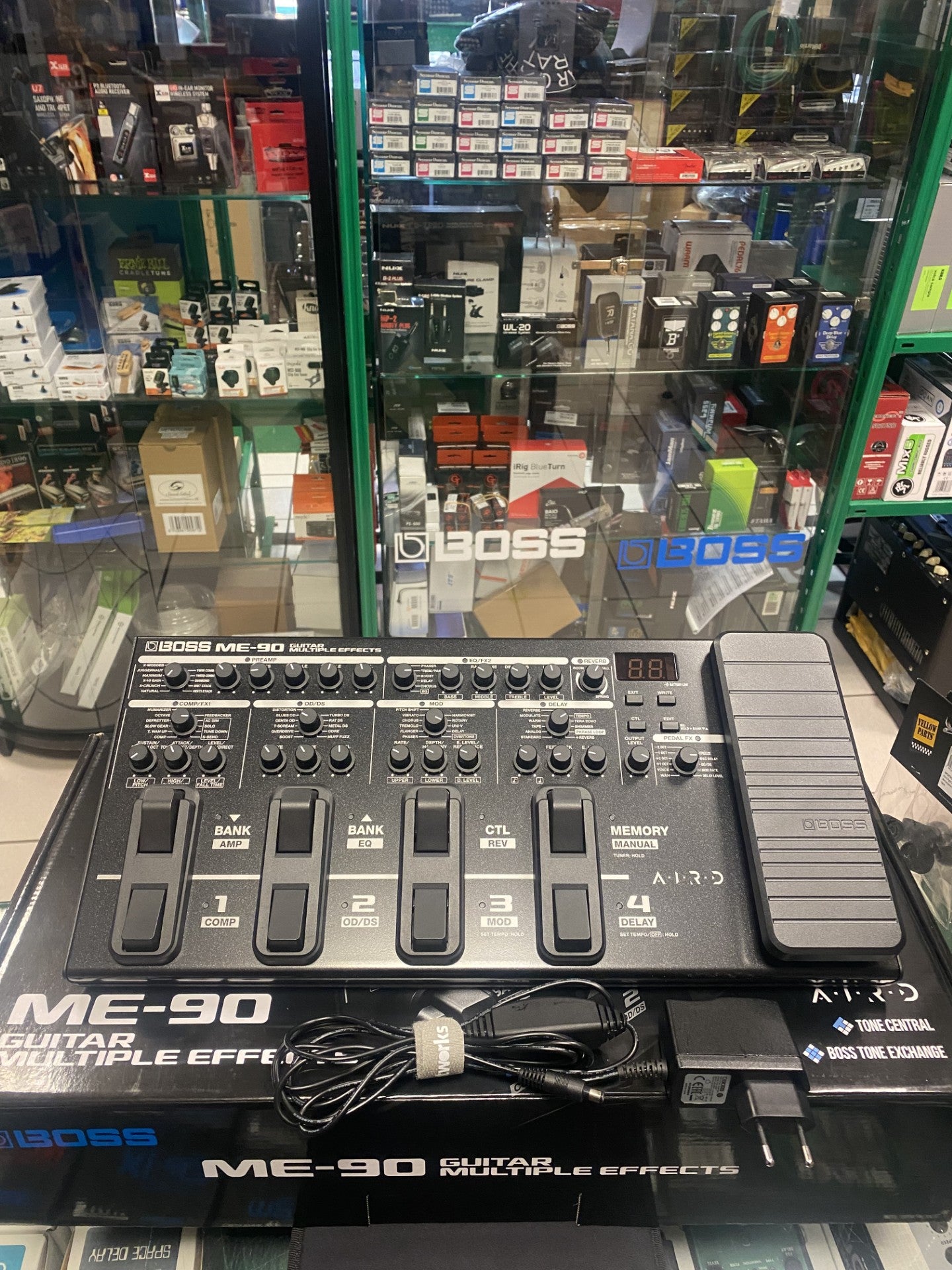 BOSS ME-90 Usata con imballo – Centro Della Musica