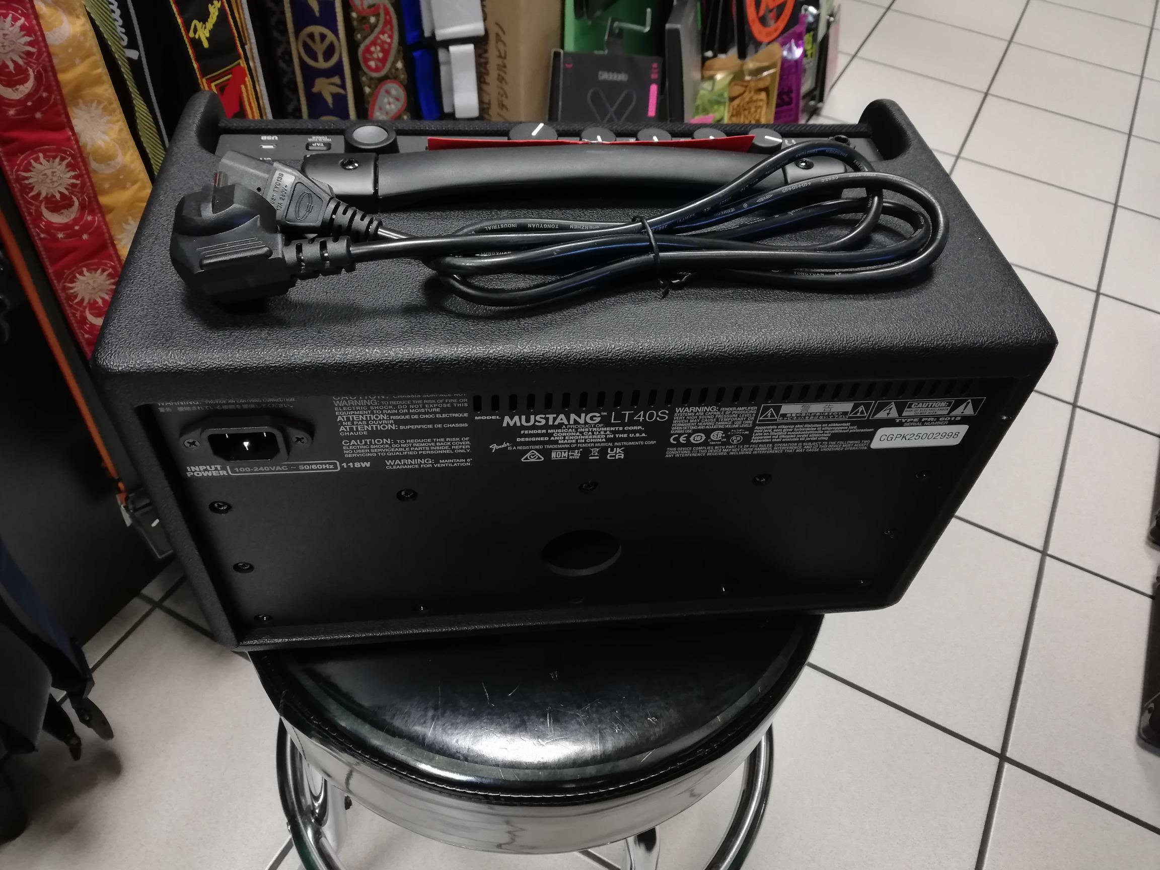 Fender Mustang LT40S Combo per chitarra 40W Usato