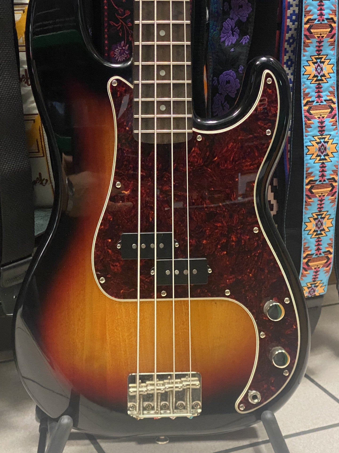 Fender Squier Classic Vibe 60s Precision Bass Usato