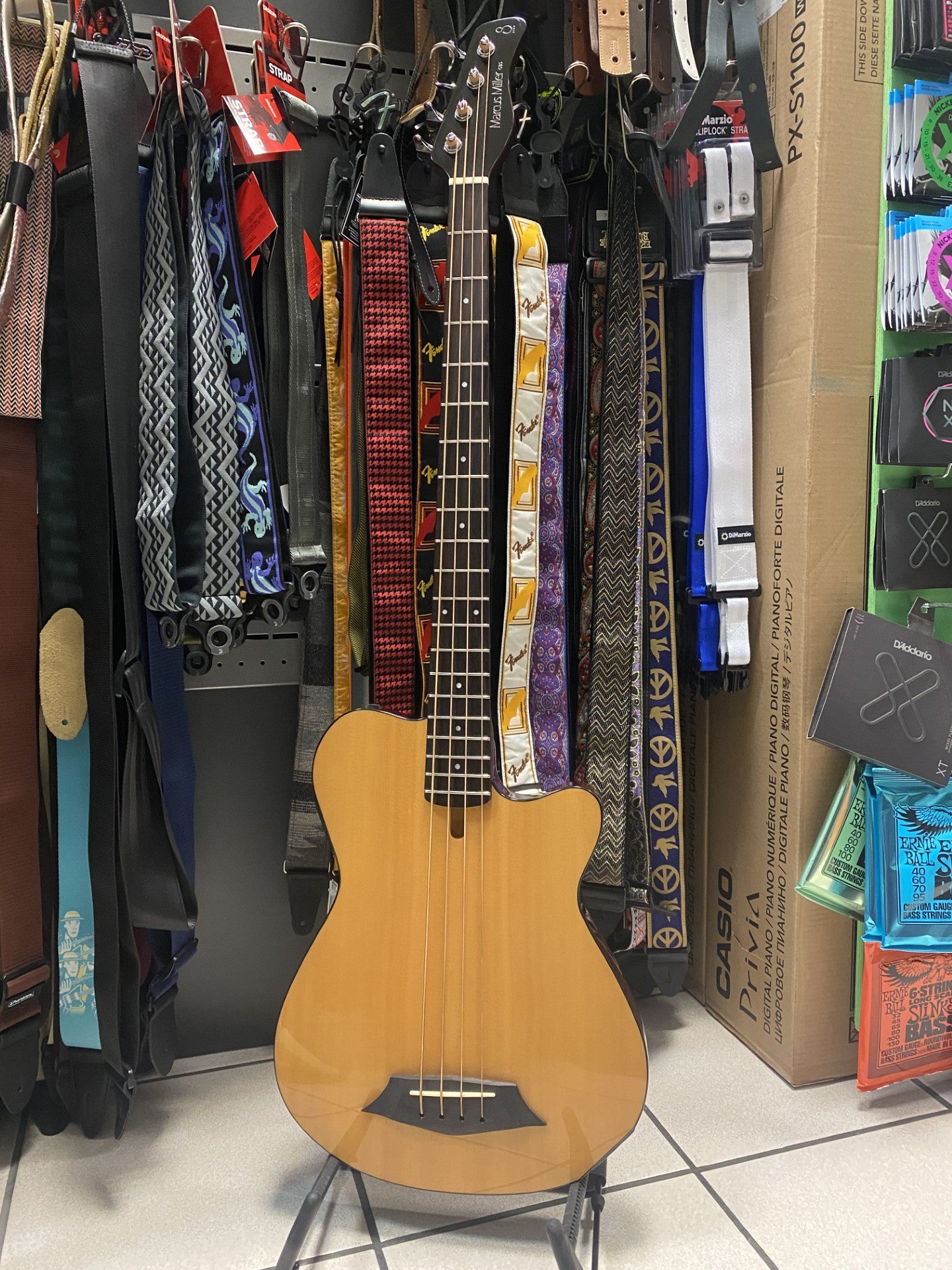 MARCUS MILLER GB5-4 Natural Usato