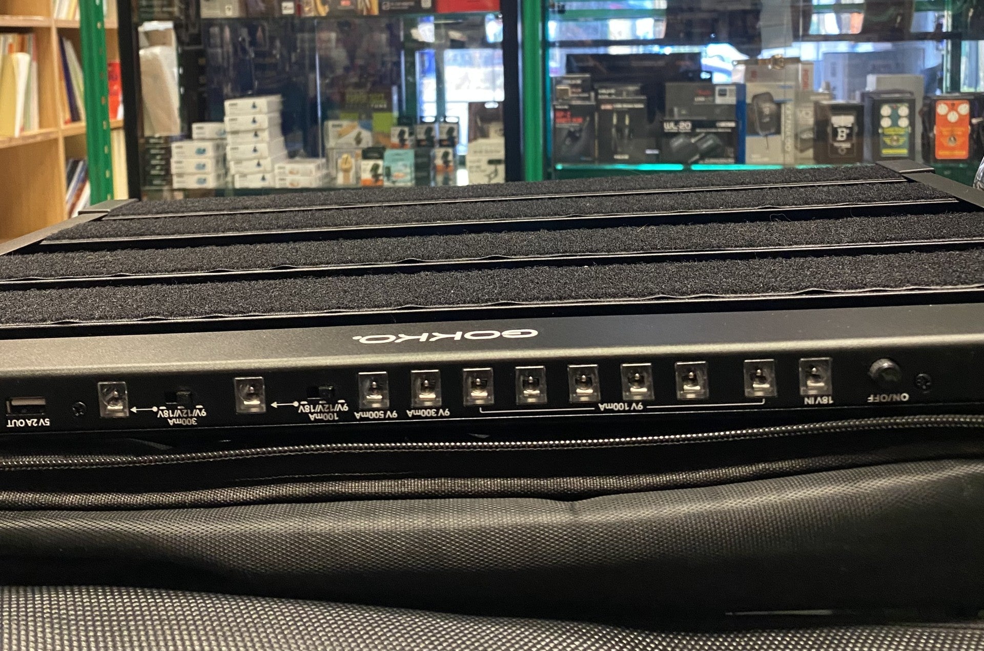 GOKKO GK-58 Pedaliera con alimentatore integrato Usata