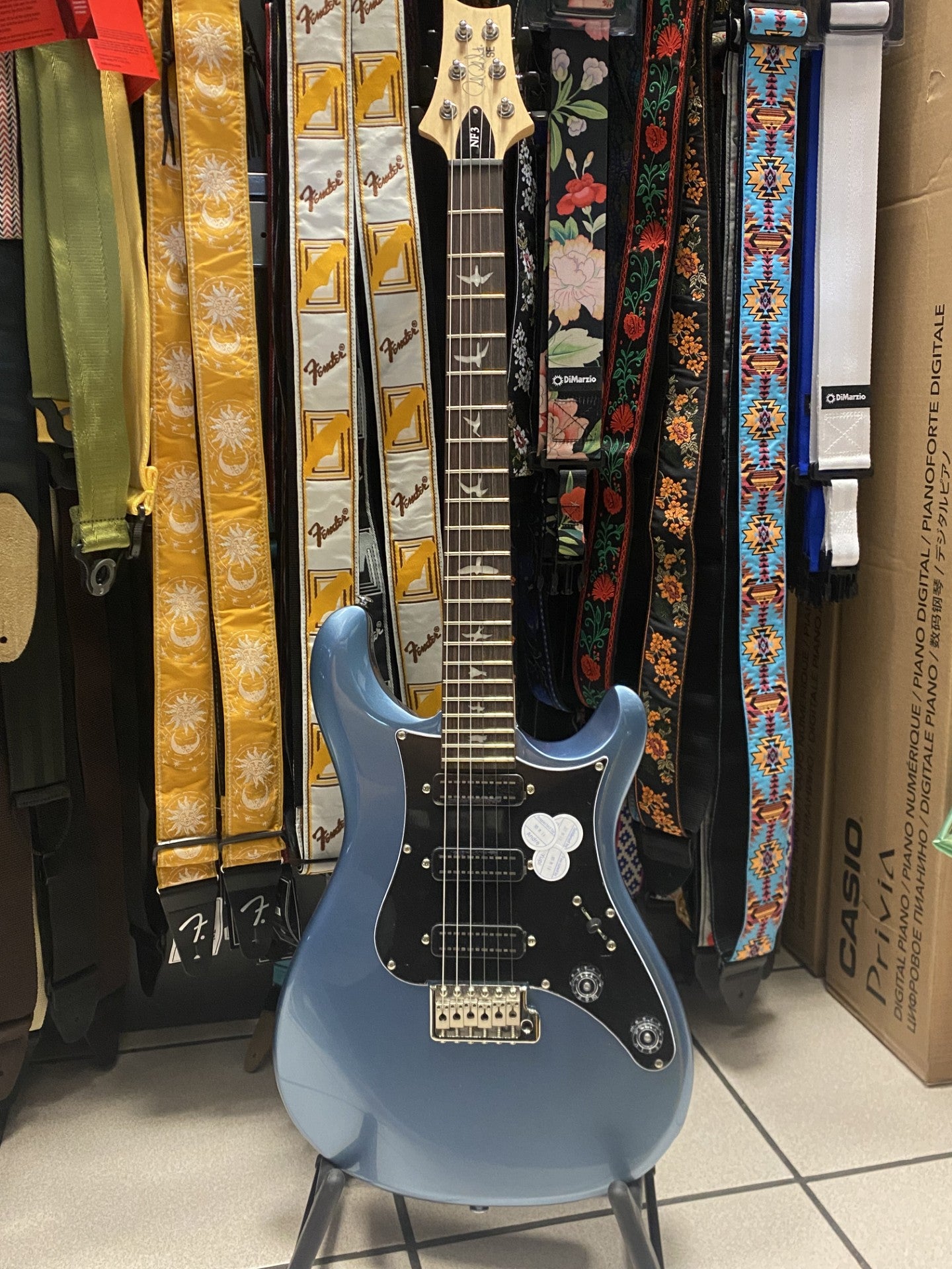 PRS SE NF3 ROSEWOOD FB-IM Ice Blue Metallic