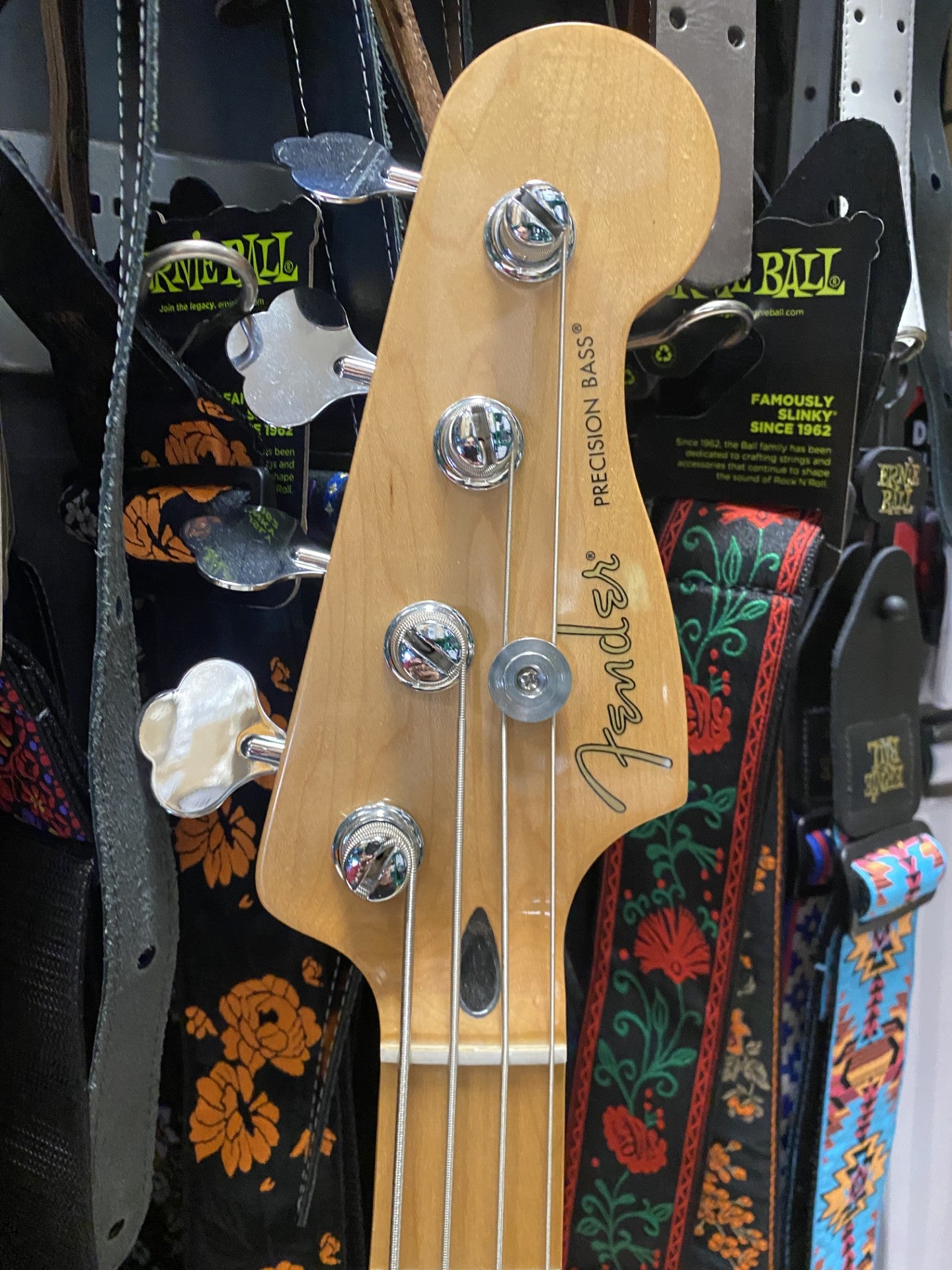 Fender Player Precision Bass Usato