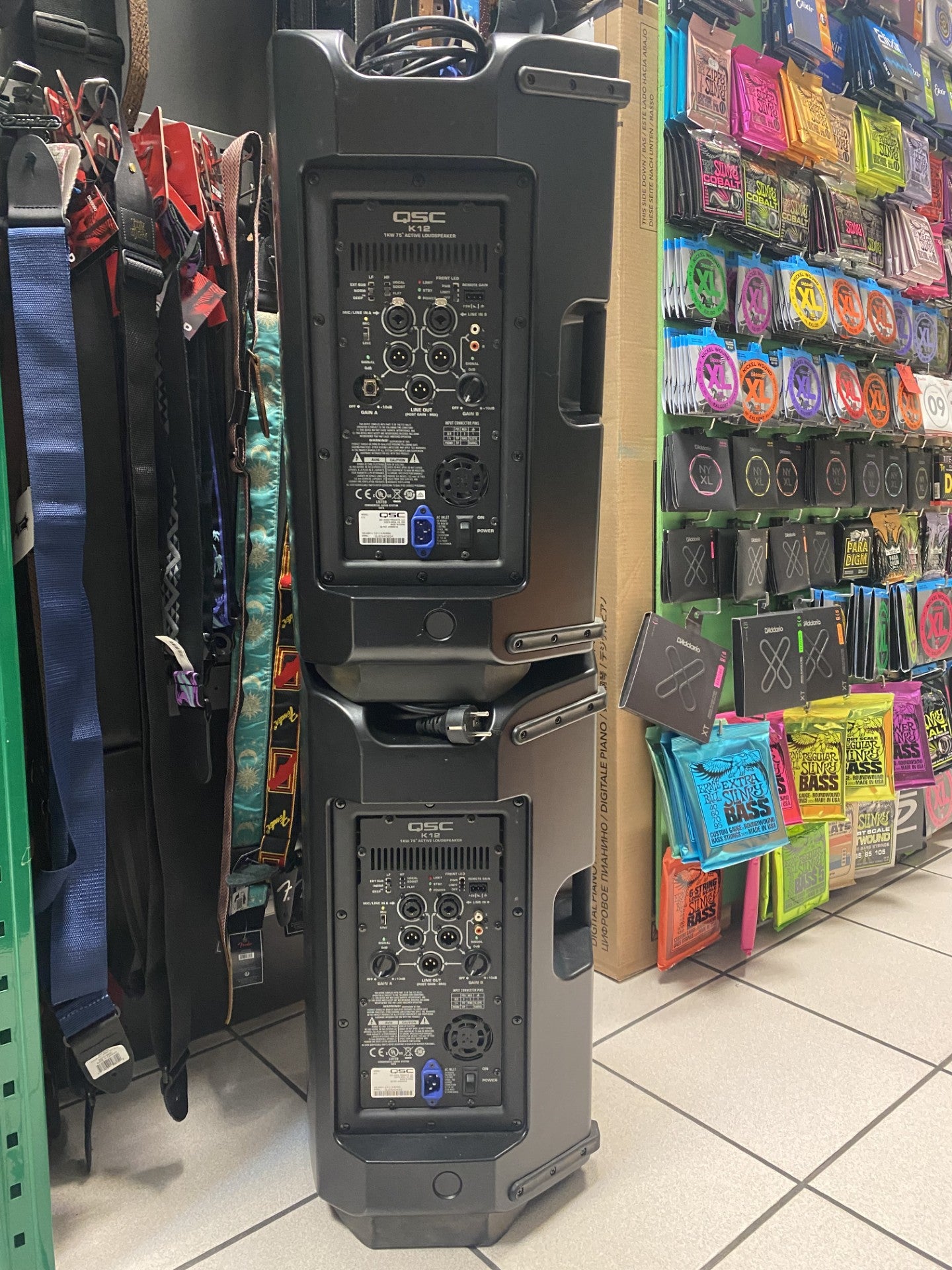 QSC K12 PA Coppia Diffusori Attivi, 1000 Watt Usati -Non spedibili ritiro in negozio