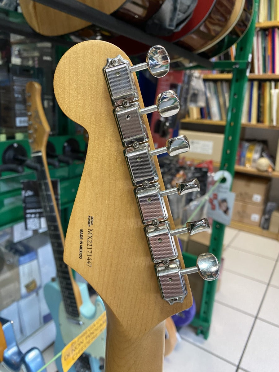 Fender Vintera '50s Stratocaster Modified, Maple Fingerboard, 2-Color Sunburst Usata con Gig Bag