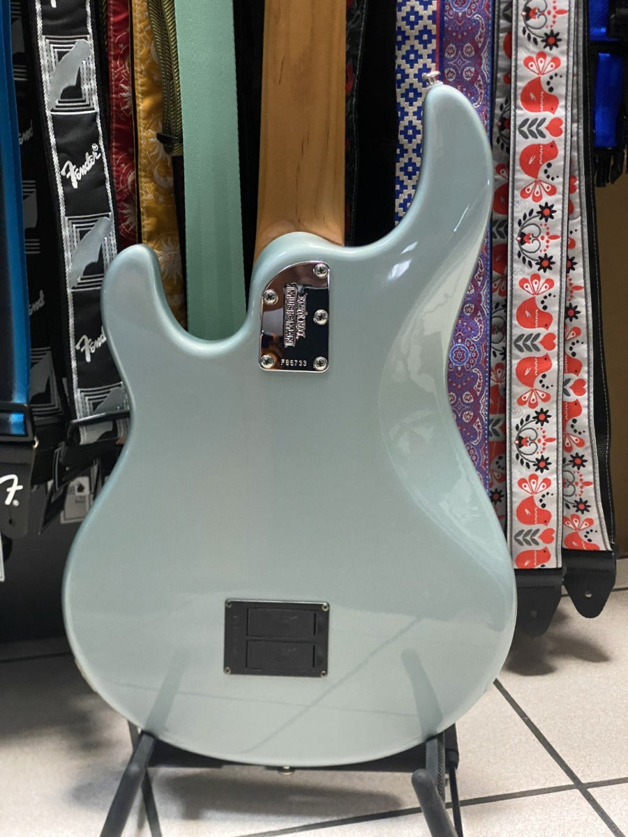 Music Man StingRay5 usato con astuccio originale