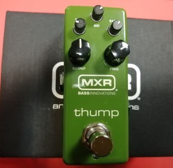 Mxr M281 Thump Bass Preamp Ex Demo negozio con imballo