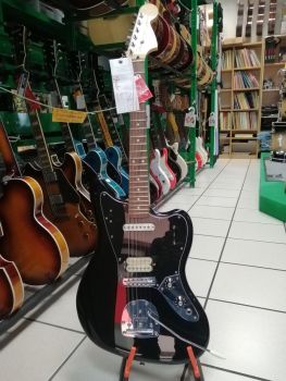 Fender Player Jaguar®, Pau Ferro Fingerboard, Black Demo Negozio